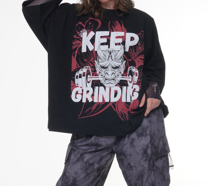 Oni Grinding - Drape Oversized Tee