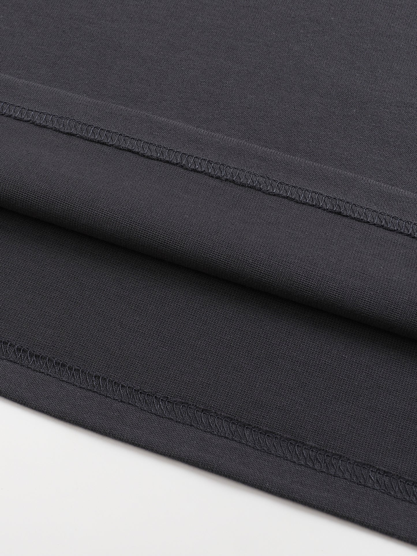 street wear,oversized tee,boxy style fashion,Kpop,street fashion,90s hiphop,Kpop fashion,Japanese mask,Gym t-shirt