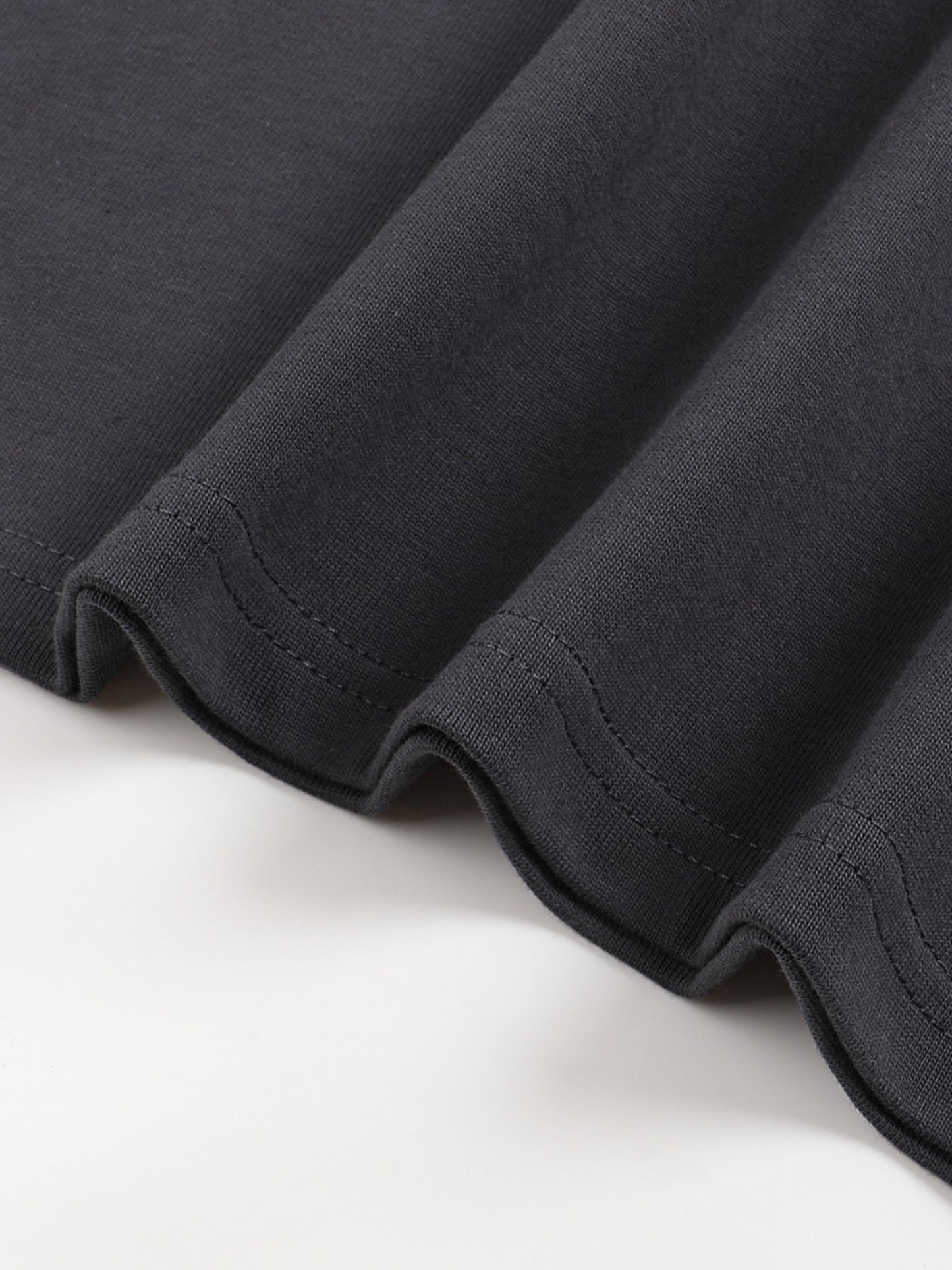 street wear,oversized tee,boxy style fashion,Kpop,street fashion,90s hiphop,Kpop fashion,Japanese mask,Gym t-shirt